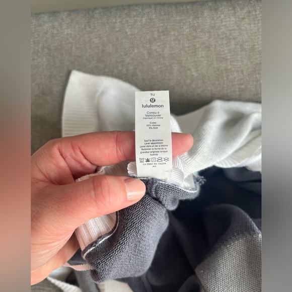 Lululemon Hatha wrap size o/s item 08-45 - Picture 8 of 9